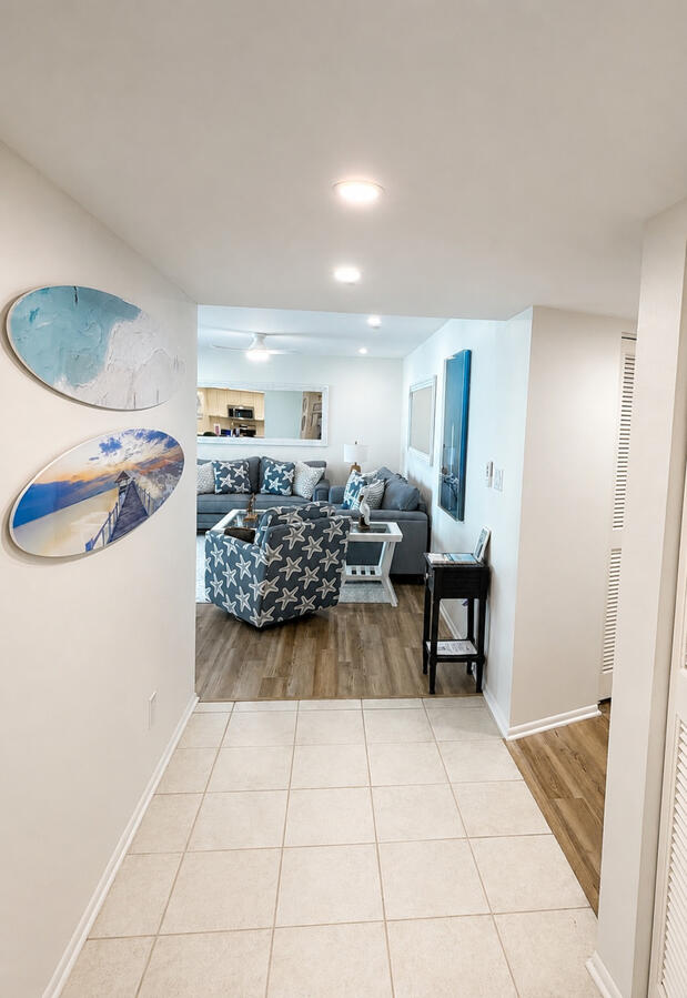 Unit 310: Foyer
