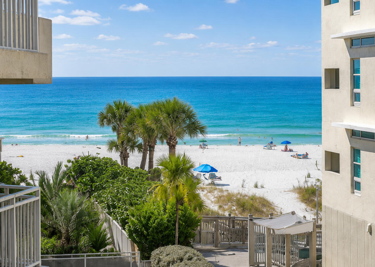 Unit 310: Balcony View (Beach)